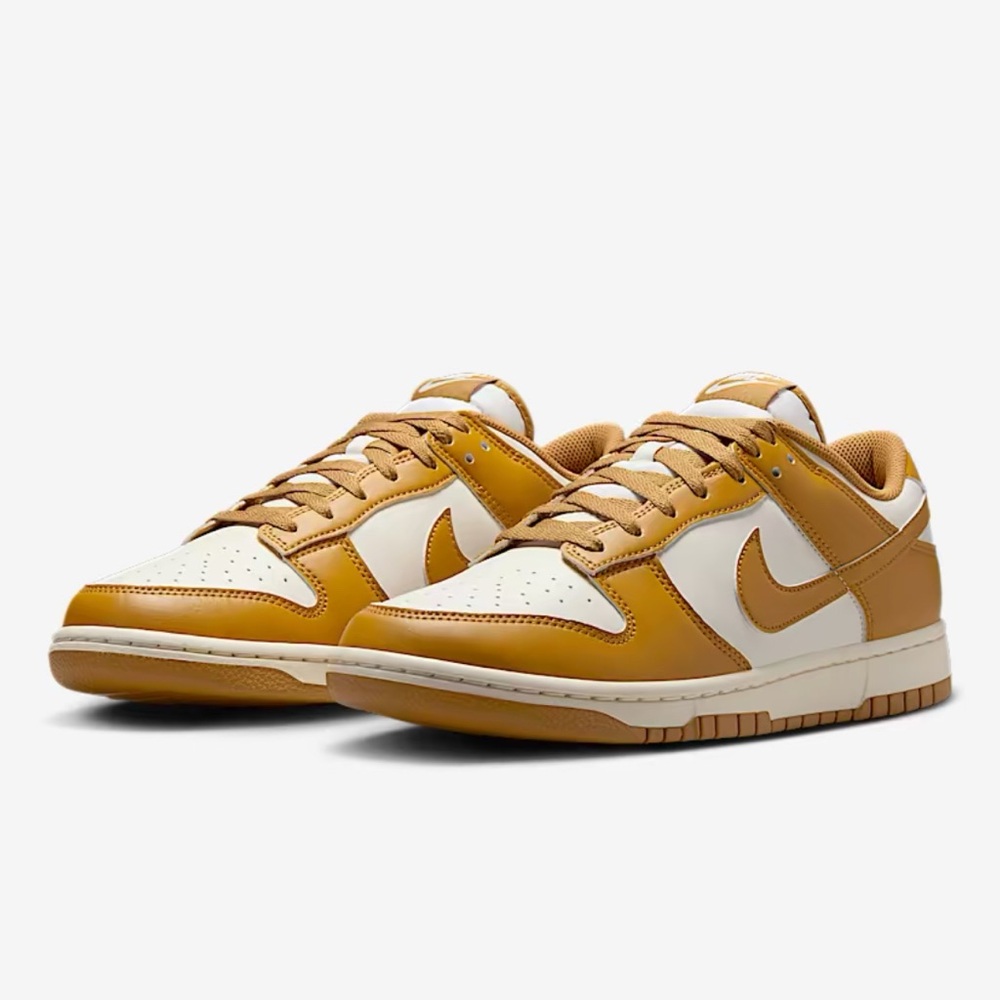 Nike Men's Brown and White Sneakers